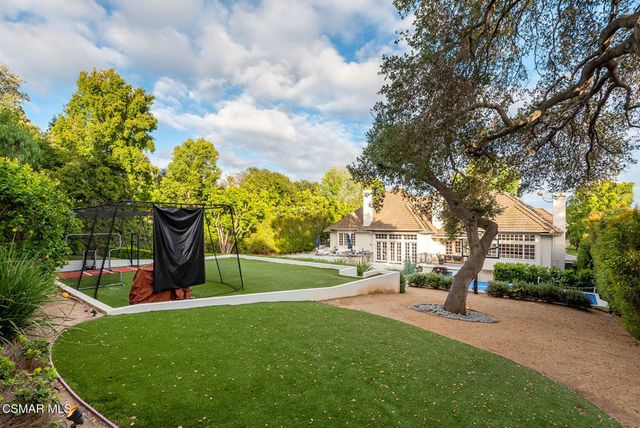 1439 Windy Mountain Avenue, Westlake Village, CA 91362