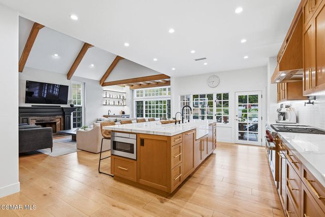 1439 Windy Mountain Avenue, Westlake Village, CA 91362
