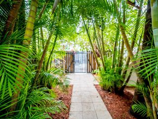 1127 Meridian Ave 7-1127, Miami Beach, FL 33139
