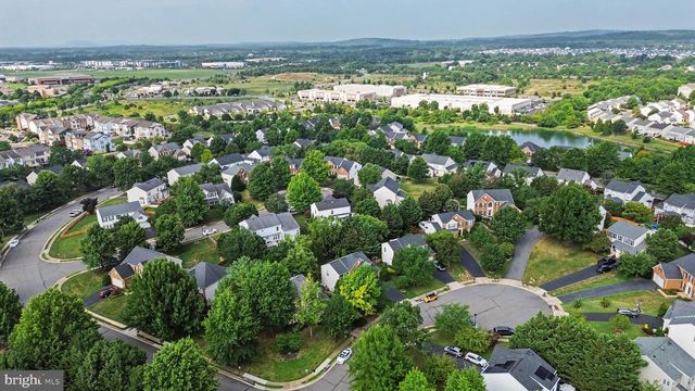 201 JENNINGS CT SE, Leesburg, VA 20175