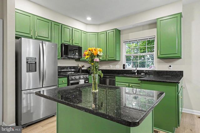 201 JENNINGS CT SE, Leesburg, VA 20175