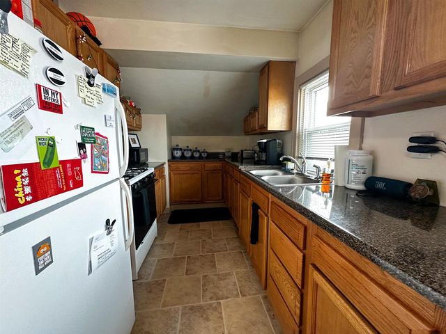 556 JEFFERSON STREET, Oshkosh, WI 54901