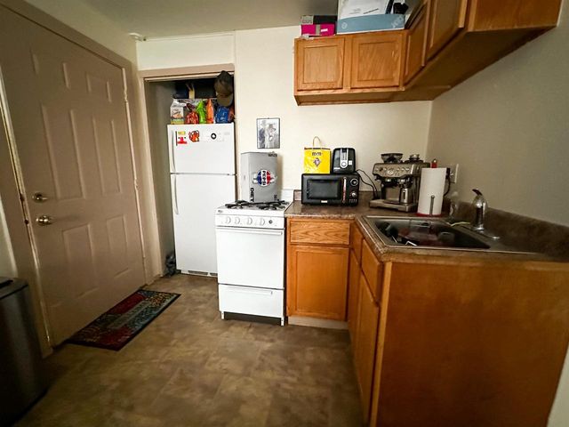 556 JEFFERSON STREET, Oshkosh, WI 54901