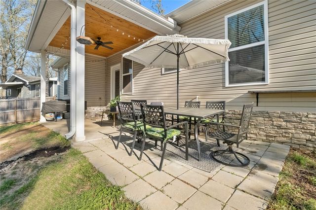 86 Melanie Drive, Bella Vista, AR 72714