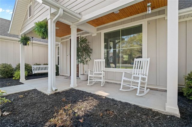 86 Melanie Drive, Bella Vista, AR 72714