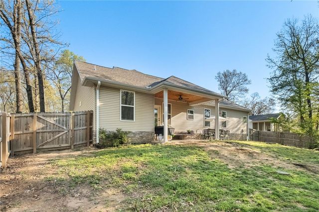 86 Melanie Drive, Bella Vista, AR 72714