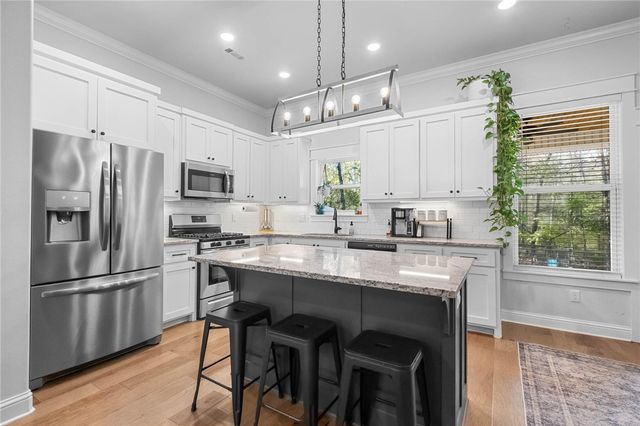 86 Melanie Drive, Bella Vista, AR 72714