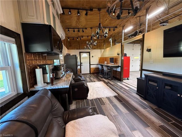 2527 Simpson Mill Road, Mount Airy, NC 27030