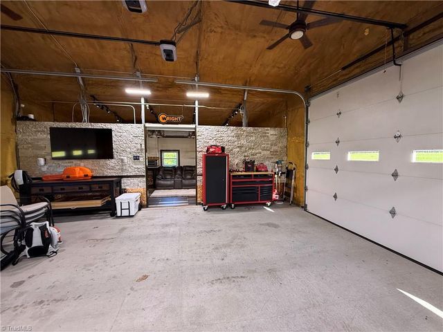 2527 Simpson Mill Road, Mount Airy, NC 27030