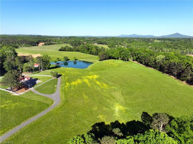 2527 Simpson Mill Road, Mount Airy, NC 27030