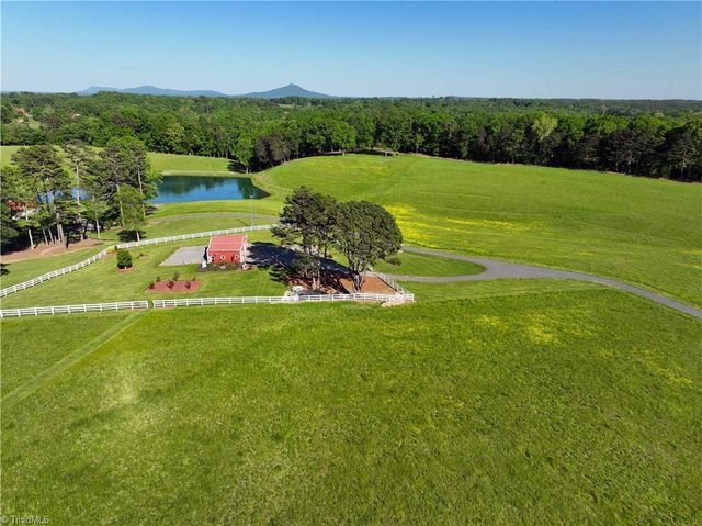 2527 Simpson Mill Road, Mount Airy, NC 27030