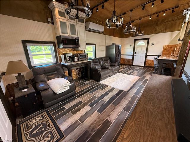 2527 Simpson Mill Road, Mount Airy, NC 27030