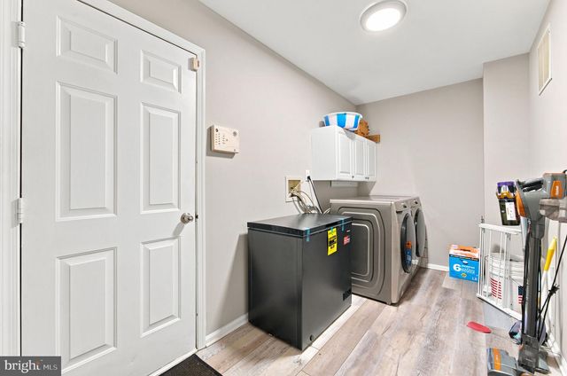 38 FAIRMONT DR, Columbus, NJ 08022