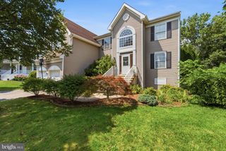 38 FAIRMONT DR, Columbus, NJ 08022
