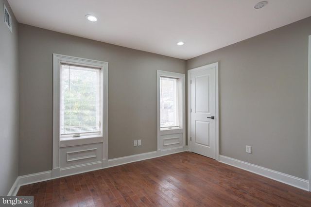 2463 AMBER ST, Philadelphia, PA 19125