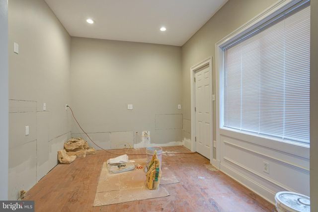 2463 AMBER ST, Philadelphia, PA 19125