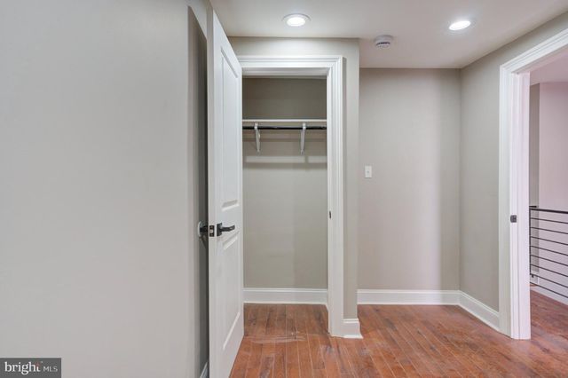 2463 AMBER ST, Philadelphia, PA 19125