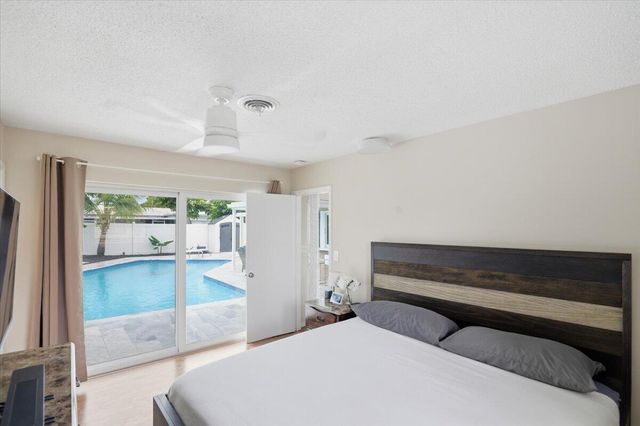1730 NW 39th Street, Oakland Park, FL 33309