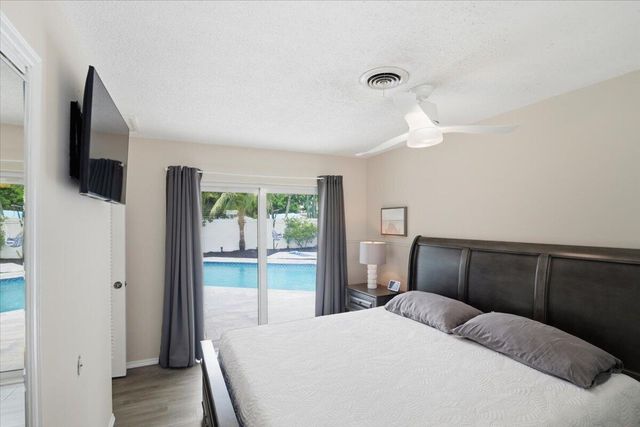 1730 NW 39th Street, Oakland Park, FL 33309