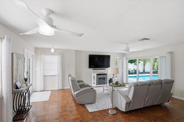 1730 NW 39th Street, Oakland Park, FL 33309