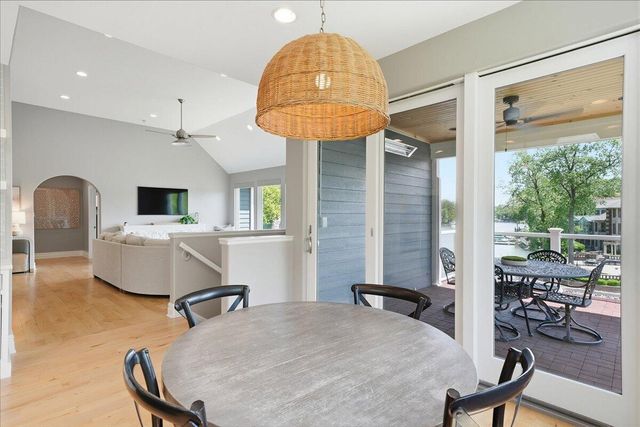 502 Stoney Ridge Court, Valparaiso, IN 46385