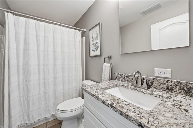 502 Stoney Ridge Court, Valparaiso, IN 46385