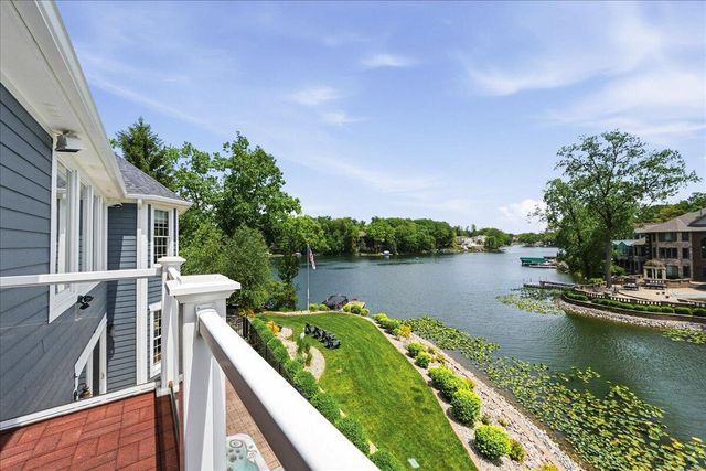502 Stoney Ridge Court, Valparaiso, IN 46385