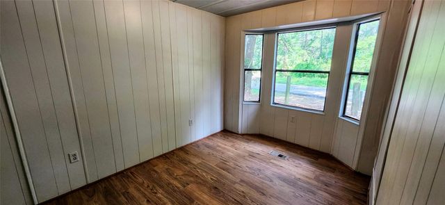 2066 County Road 332, Cleveland, TX 77327