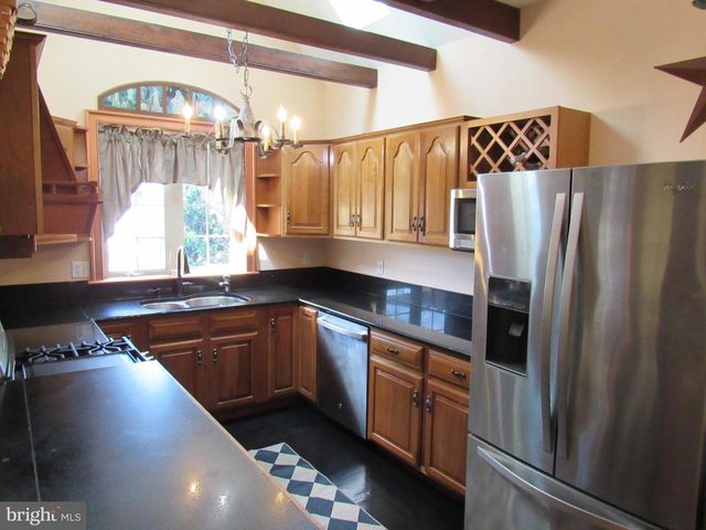 1105 WILSON ST, Pottstown, PA 19464