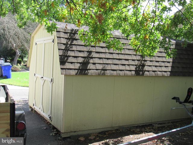 1105 WILSON ST, Pottstown, PA 19464