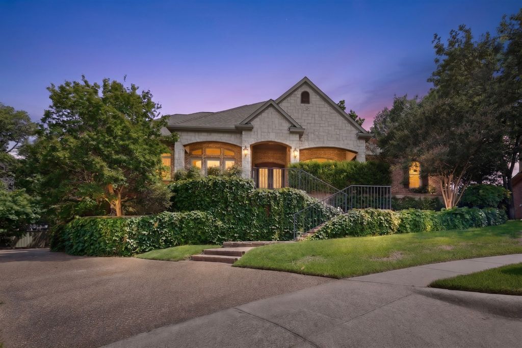 2206 Makena Court, Corinth, TX 76210