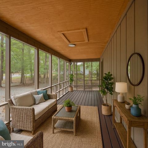 206 STRATFORD CIR, Locust Grove, VA 22508