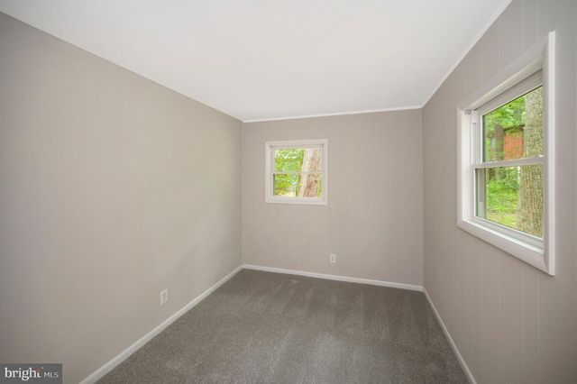 206 STRATFORD CIR, Locust Grove, VA 22508