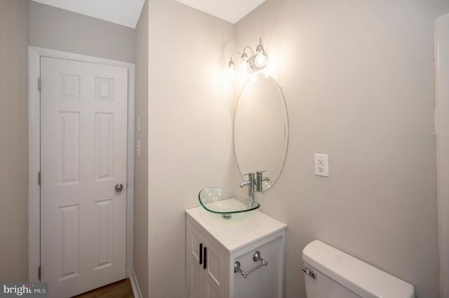 206 STRATFORD CIR, Locust Grove, VA 22508