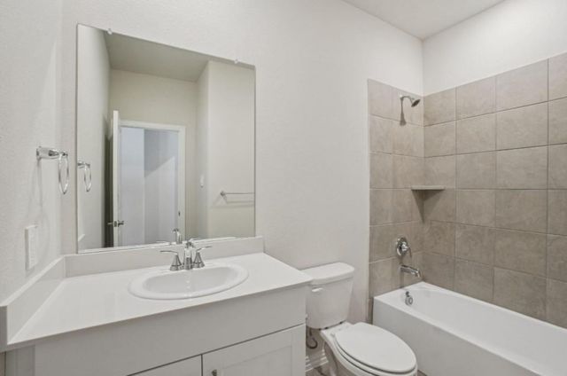 109 Greenbriar Drive, Princeton, TX 75071