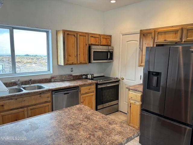 4500 Glenwood Drive, Fernley, NV 89408