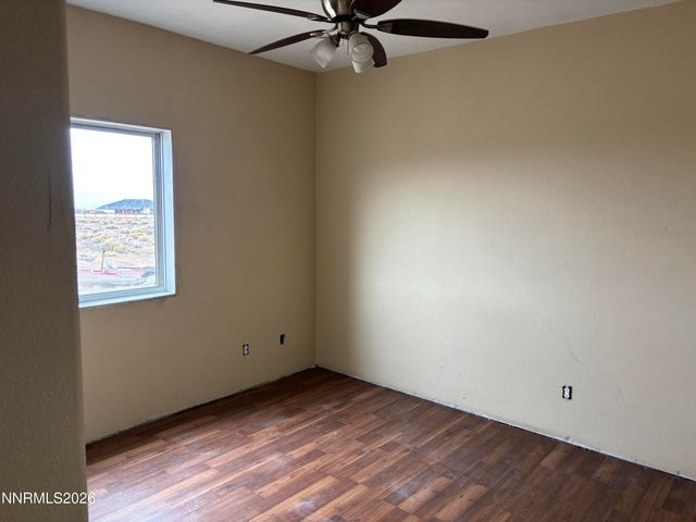 4500 Glenwood Drive, Fernley, NV 89408