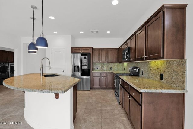 1668 E ADELANTE Way, Queen Creek, AZ 85140
