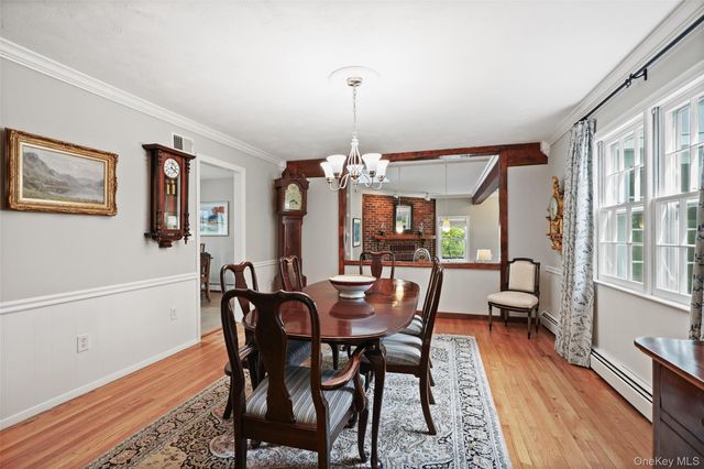 112 Parkview Road N, Pound Ridge, NY 10576