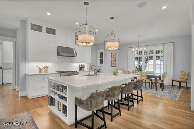 2322 Scotts Hill Loop Road, Wilmington, NC 28411