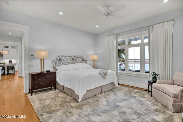 2322 Scotts Hill Loop Road, Wilmington, NC 28411