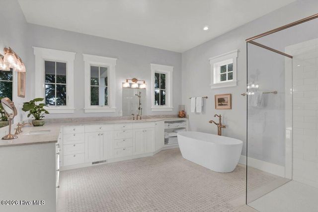 2322 Scotts Hill Loop Road, Wilmington, NC 28411