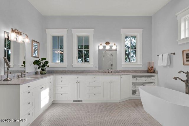 2322 Scotts Hill Loop Road, Wilmington, NC 28411