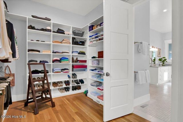 2322 Scotts Hill Loop Road, Wilmington, NC 28411