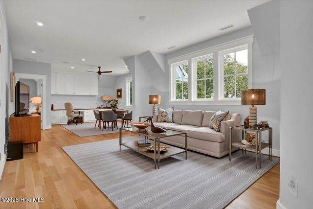 2322 Scotts Hill Loop Road, Wilmington, NC 28411