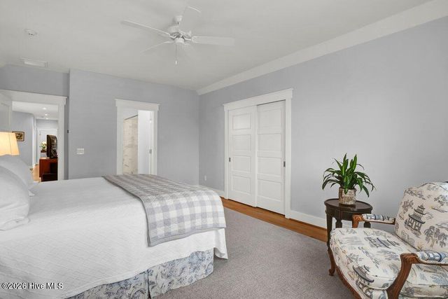 2322 Scotts Hill Loop Road, Wilmington, NC 28411