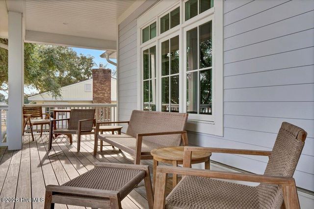 2322 Scotts Hill Loop Road, Wilmington, NC 28411