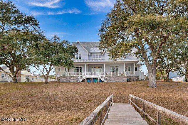 2322 Scotts Hill Loop Road, Wilmington, NC 28411