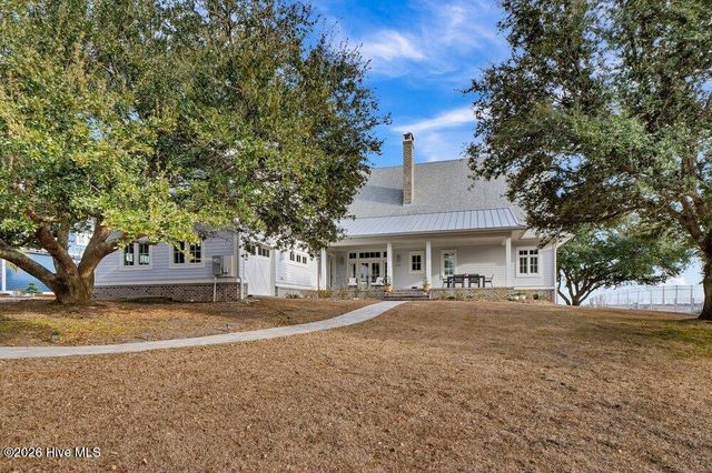 2322 Scotts Hill Loop Road, Wilmington, NC 28411