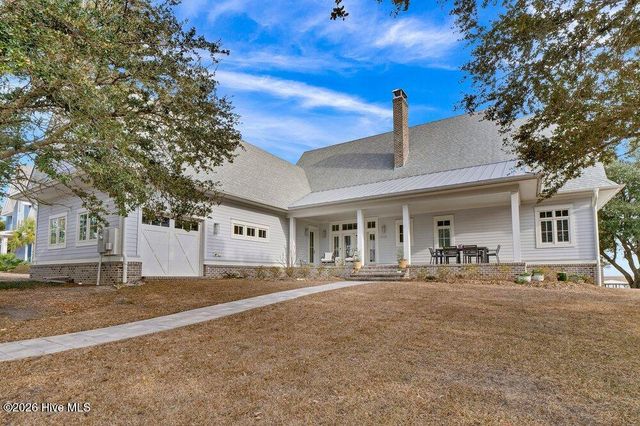 2322 Scotts Hill Loop Road, Wilmington, NC 28411